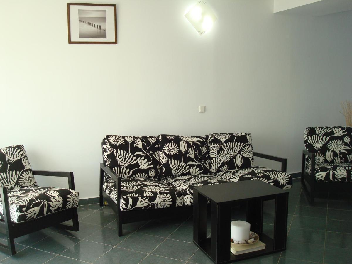 Pension Oasis Костинещи Екстериор снимка
